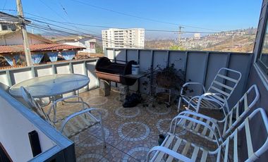 GRAN CASA CON DOS VIVIENDAS EN VILLA HERMOSA VIÑA DEL MAR