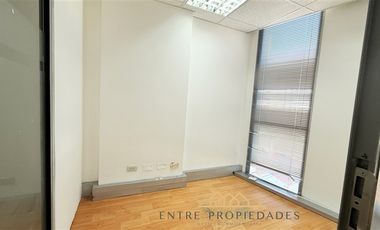 Oficina en Arriendo en SANTA BESTRIZ