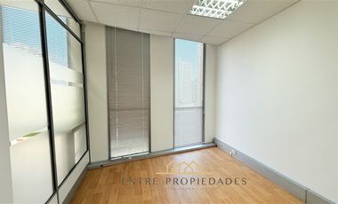 Oficina en Arriendo en SANTA BESTRIZ