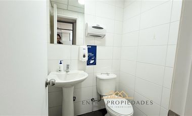Oficina en Arriendo en SANTA BESTRIZ