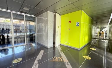Oficina en Arriendo en SANTA BESTRIZ