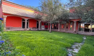 Casa en venta en Jardines de Versalles, Saltillo, Coahuila de Zaragoza