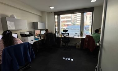 ARRIENDO EDIFICIO CORPORATIVO BARRIO EL GOLF