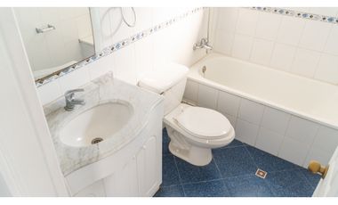 HERMOSA CASA EN BOSQUES DE MONTEMAR 5D 4B
