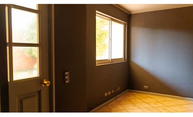 HERMOSA CASA EN BOSQUES DE MONTEMAR 5D 4B