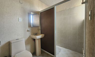 EXCELENTE CASA EN FRACC. COSTA AZUL