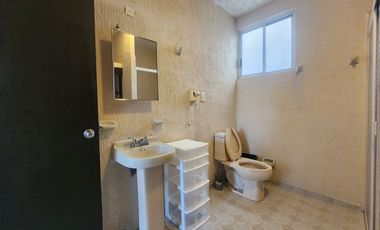 EXCELENTE CASA EN FRACC. COSTA AZUL