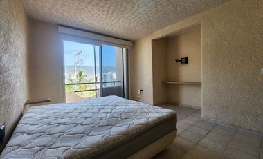 EXCELENTE CASA EN FRACC. COSTA AZUL