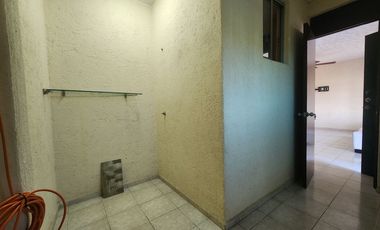 EXCELENTE CASA EN FRACC. COSTA AZUL