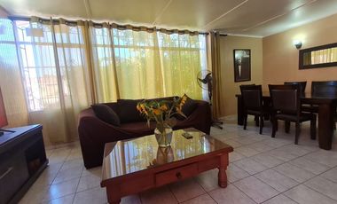CASA EN VENTA ESTACIÓN CENTRAL $190 MILLONES
