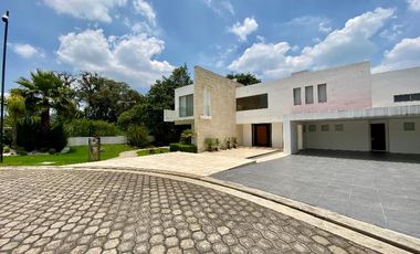 LUJOSA CASA EN REAL DE HACIENDA - ZONA ESMERALDA