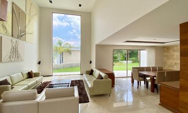 LUJOSA CASA EN REAL DE HACIENDA - ZONA ESMERALDA