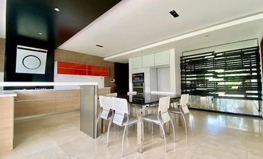 LUJOSA CASA EN REAL DE HACIENDA - ZONA ESMERALDA