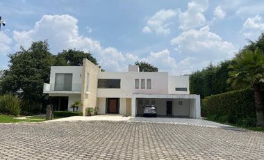 LUJOSA CASA EN REAL DE HACIENDA - ZONA ESMERALDA