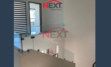 RESIDENCIA EN VENTA EN FRACCIONAMIENTO ALCAZAR DE SEGOVIA