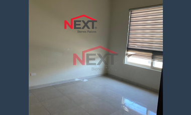 RESIDENCIA EN VENTA EN FRACCIONAMIENTO ALCAZAR DE SEGOVIA