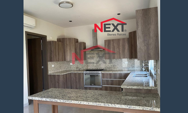 RESIDENCIA EN VENTA EN FRACCIONAMIENTO ALCAZAR DE SEGOVIA