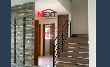 RESIDENCIA EN VENTA EN FRACCIONAMIENTO ALCAZAR DE SEGOVIA