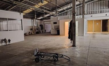 Nave Industrial en RENTA Y VENTA en el centro de Mérida Yucatán.