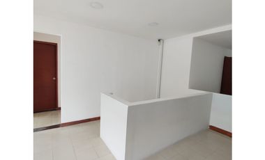 Arriendo Local de Oficinas Poblado sector Santa Maria Angeles II