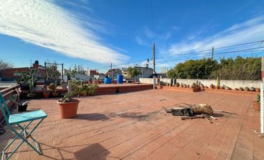 Casa en venta en Lanús Este