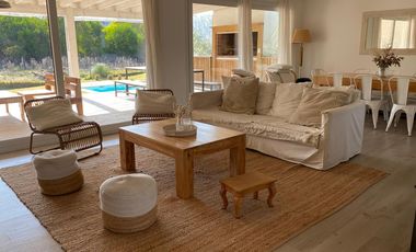 ALQUILER TEMPORAL, CASA, COSTA ESMERALDA, BARRIO GOLF, 5 AMBIENTES, LOTE AL 300, 4 AMBIENTES