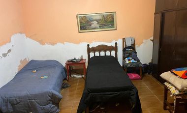 Casa en  lote propio