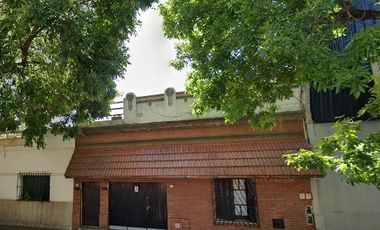 Casa en  lote propio