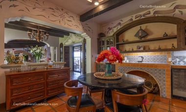 Casa 3 Leones Ajijic en Venta con vista al Lago de Chapala