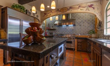 Casa 3 Leones Ajijic en Venta con vista al Lago de Chapala