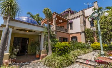 Casa 3 Leones Ajijic en Venta con vista al Lago de Chapala