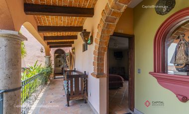 Casa 3 Leones Ajijic en Venta con vista al Lago de Chapala