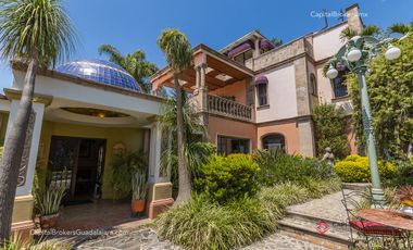 Casa 3 Leones Ajijic en Venta con vista al Lago de Chapala