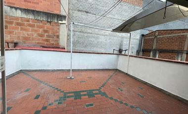 Arriendo casa, sector Paso Ancho Sabaneta.