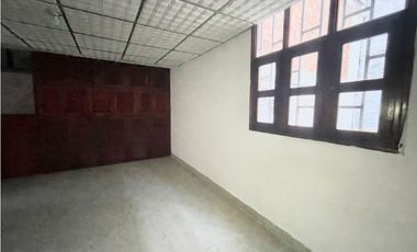 Arriendo casa, sector Paso Ancho Sabaneta.