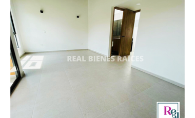 Casa Medianera en Venta – Unidad Abierta