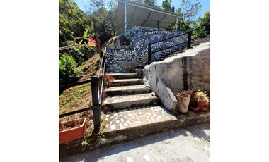 Venta de casa finca Minca 2 hectareas casa amoblada árboles frutales