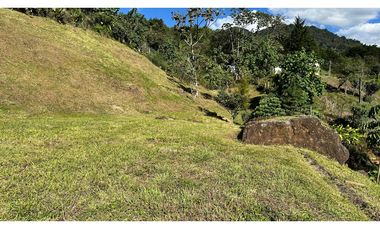 Venta lote con vista Los Balsos Palmas Medellin