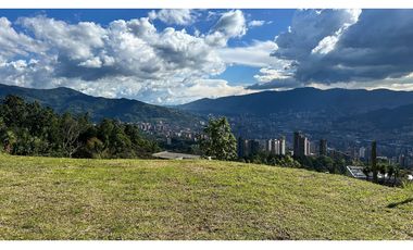 Venta lote con vista Los Balsos Palmas Medellin