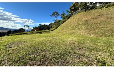 Venta lote con vista Los Balsos Palmas Medellin