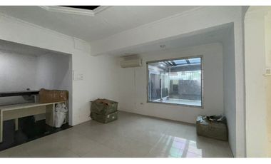 Guayaquil Urdesa, Local Comercial  en Renta, 160m2, 2 Ambientes