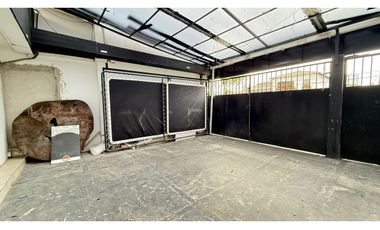 Guayaquil Urdesa, Local Comercial  en Renta, 160m2, 2 Ambientes