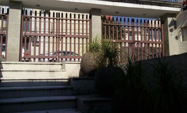 Casa en Renta en calle cerrada con vigilancia en Lomas de Tecamachalco