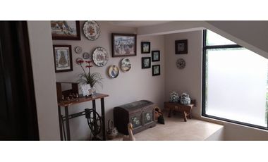 EL CARMEN / 2 NIVELES / 4 HABITACION / 562M / TERRAZA