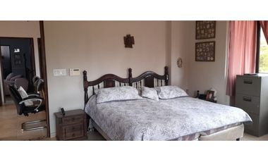 EL CARMEN / 2 NIVELES / 4 HABITACION / 562M / TERRAZA