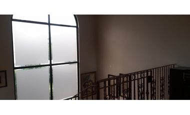 EL CARMEN / 2 NIVELES / 4 HABITACION / 562M / TERRAZA