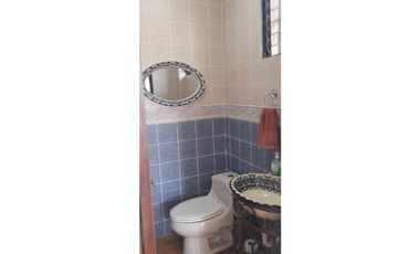 EL CARMEN / 2 NIVELES / 4 HABITACION / 562M / TERRAZA