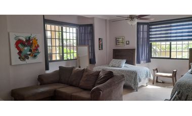 EL CARMEN / 2 NIVELES / 4 HABITACION / 562M / TERRAZA