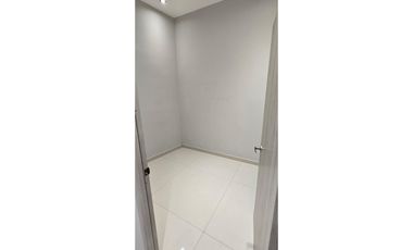 COSTA DEL ESTE / CONSULTORIO / ATRIO MALL / 84M