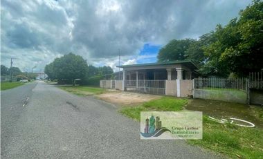 VENTA DE CASA EN DAVID DOLEGUITA   CERCADA